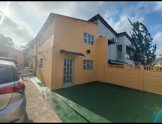 3 BEDROOM HOUSE TO LET IN MONTFORD
